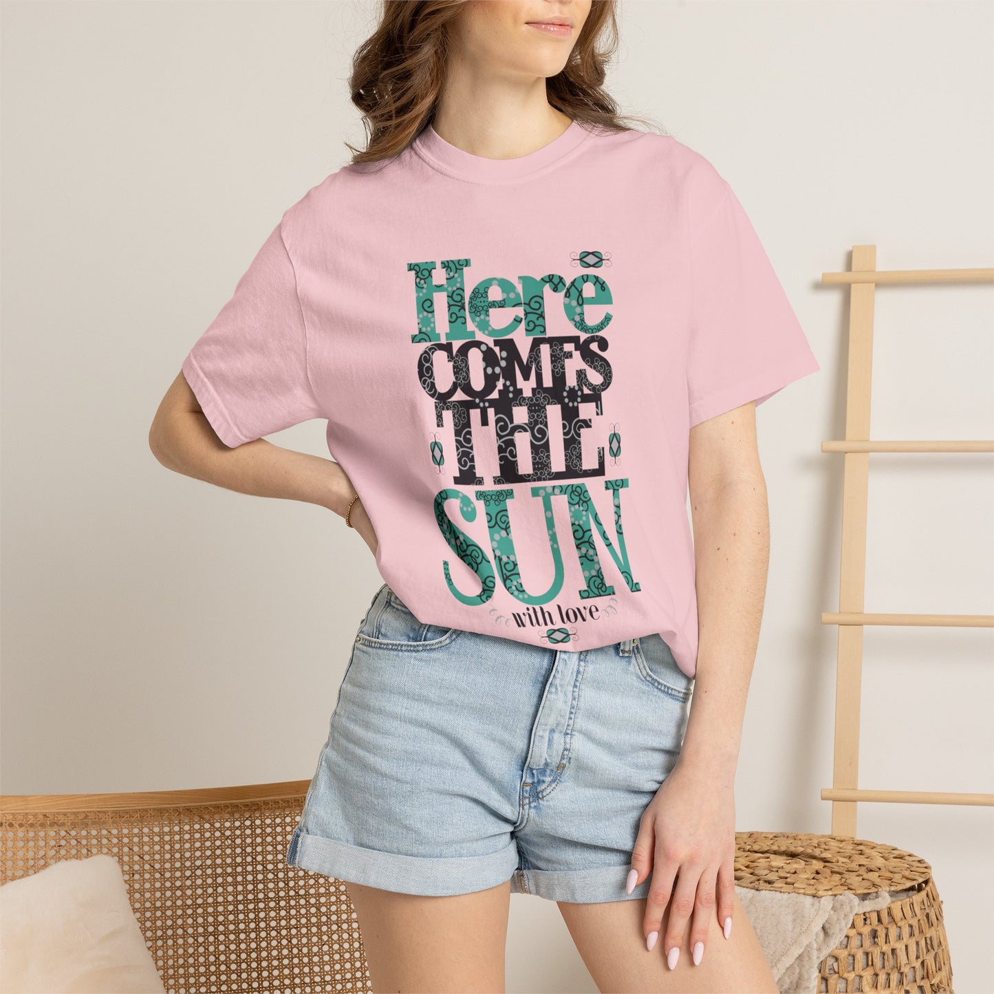 Here Comes The Sun Sunrise Beach Days Heartwarming Lovely Trendy Tee Adorable Warm Weather Unisex Heavy Cotton T-Shirt