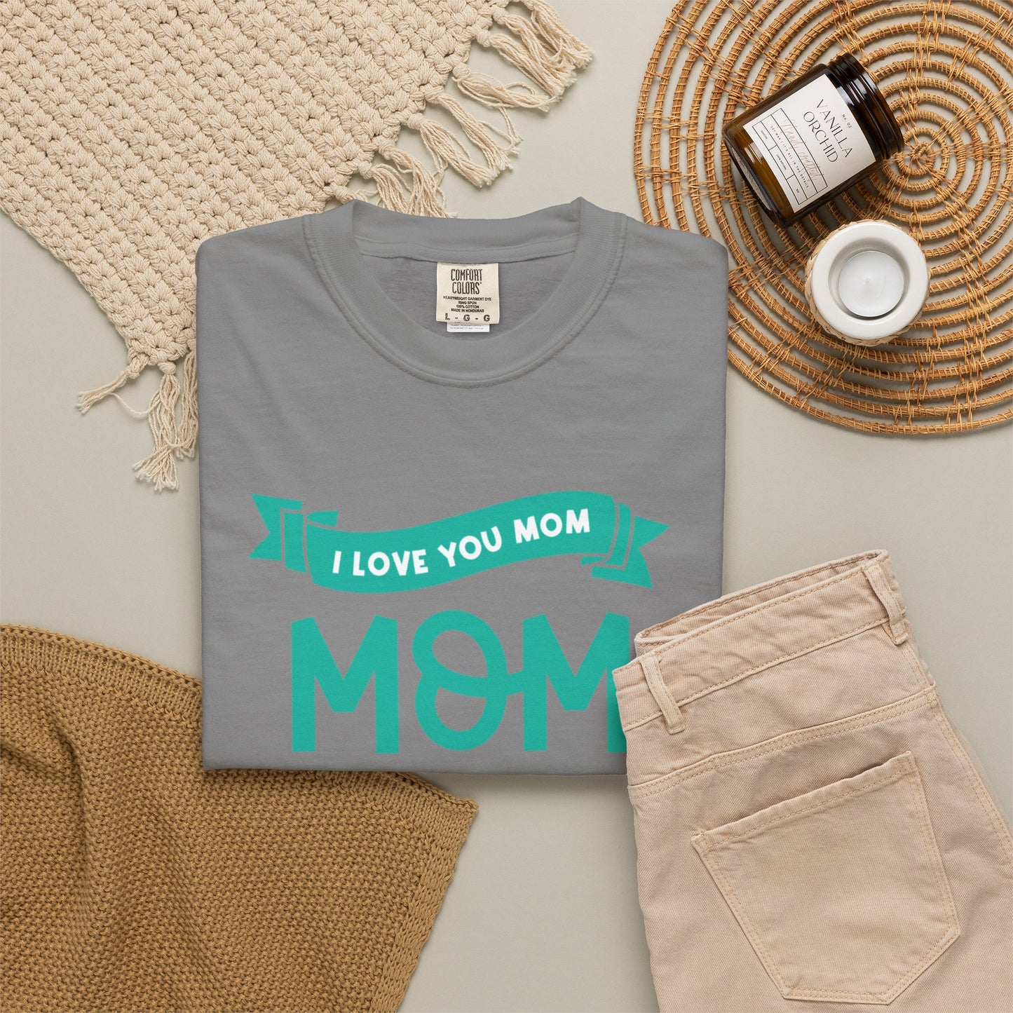 Mom Knows Best Strong Motherhood Heartfelt Guidance Tee Nurturing Knowledge Unisex Heavy Cotton T-Shirt