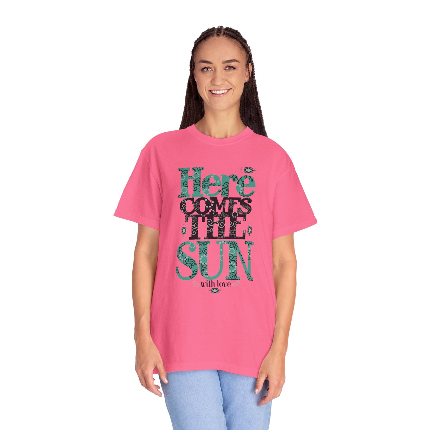 Here Comes The Sun Sunrise Beach Days Heartwarming Lovely Trendy Tee Adorable Warm Weather Unisex Heavy Cotton T-Shirt