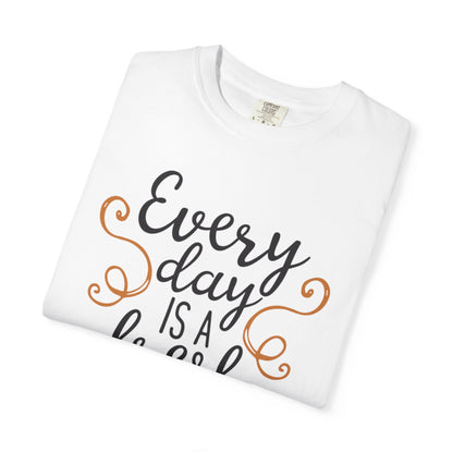 Every Day Is A Fresh Day Positivity Optimism Trendy Tee Mindset Gratitude Empathy Unisex Heavy Cotton T-Shirt