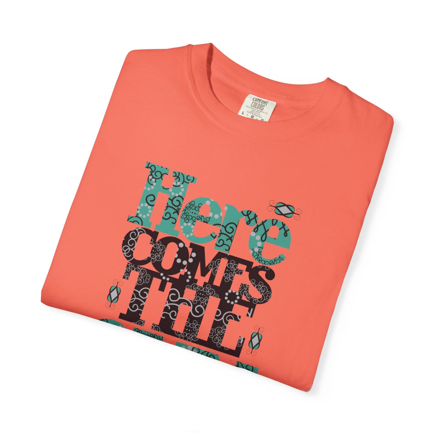 Here Comes The Sun Sunrise Beach Days Heartwarming Lovely Trendy Tee Adorable Warm Weather Unisex Heavy Cotton T-Shirt