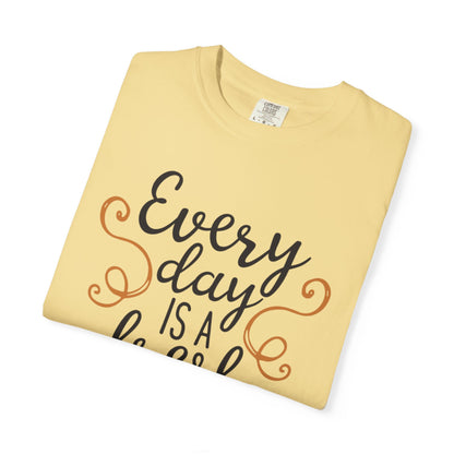Every Day Is A Fresh Day Positivity Optimism Trendy Tee Mindset Gratitude Empathy Unisex Heavy Cotton T-Shirt