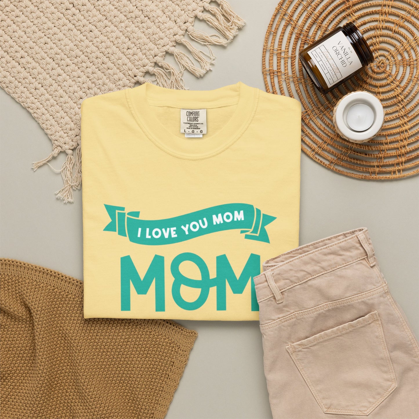 Mom Knows Best Strong Motherhood Heartfelt Guidance Tee Nurturing Knowledge Unisex Heavy Cotton T-Shirt