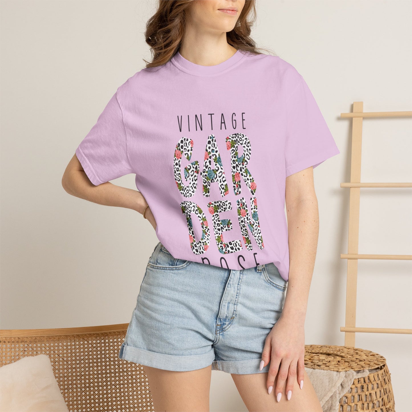 Vintage Garden Rose Heartwarming Lovely Trendy Tee Sweet Charismatic Beautiful Fragrance Happiness Unisex Heavy Cotton T-Shirt