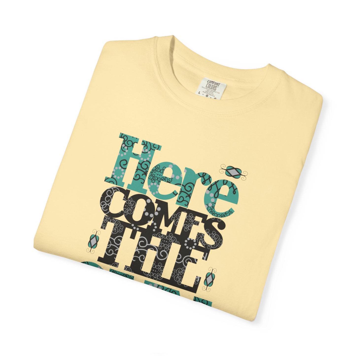 Here Comes The Sun Sunrise Beach Days Heartwarming Lovely Trendy Tee Adorable Warm Weather Unisex Heavy Cotton T-Shirt