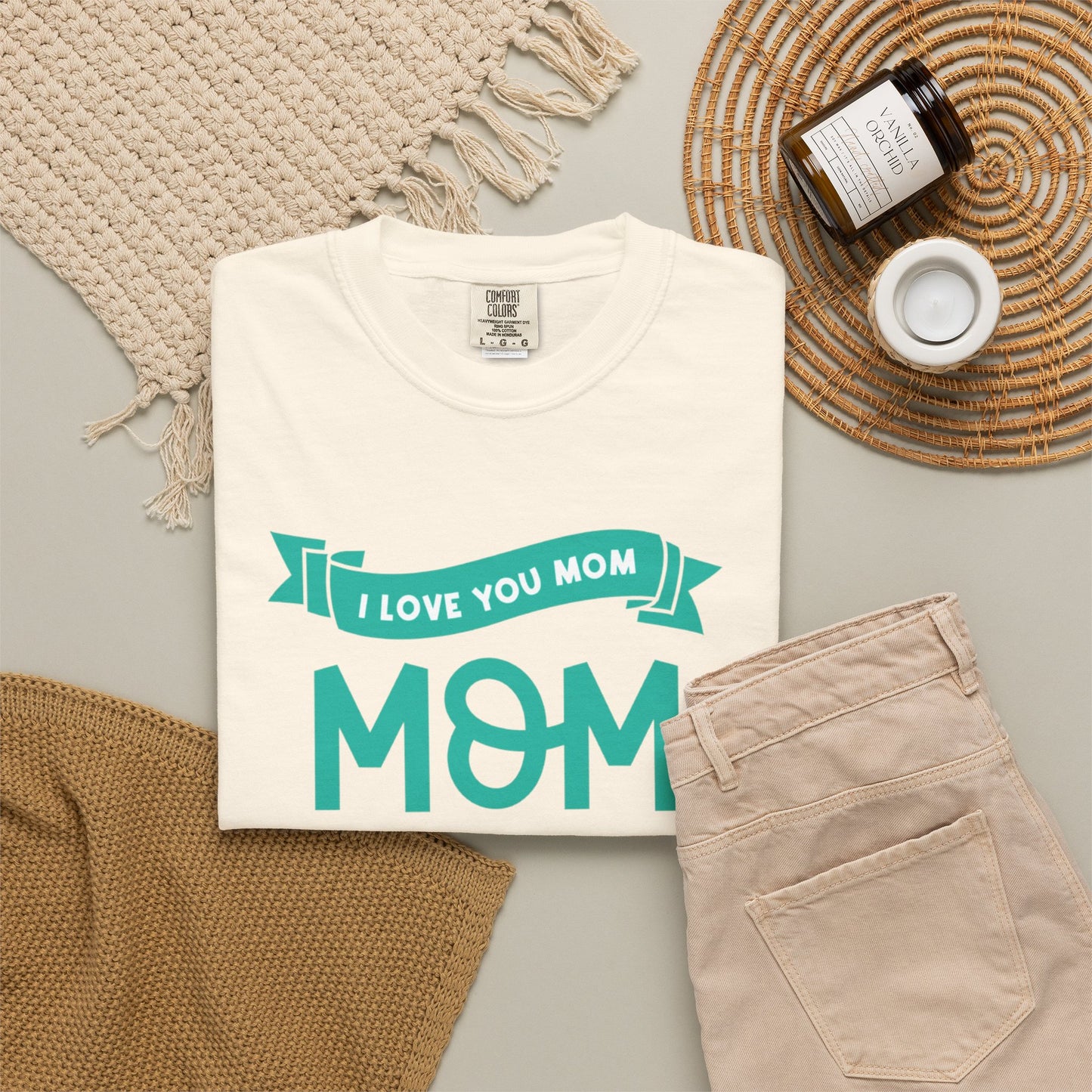 Mom Knows Best Strong Motherhood Heartfelt Guidance Tee Nurturing Knowledge Unisex Heavy Cotton T-Shirt