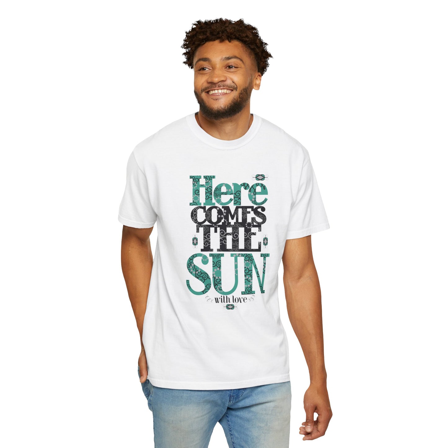 Here Comes The Sun Sunrise Beach Days Heartwarming Lovely Trendy Tee Adorable Warm Weather Unisex Heavy Cotton T-Shirt