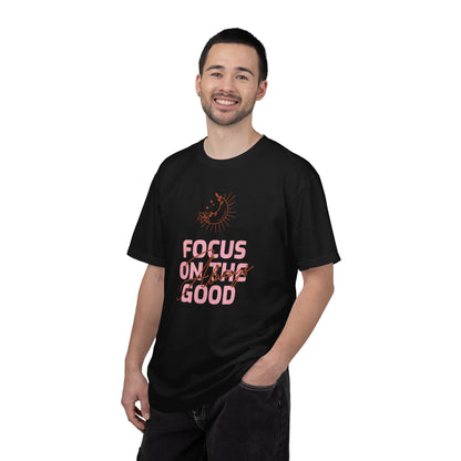 Focus on Good Trendy Tee Travel Addict Exploring Adventurous Tour Lover Tourist Journey Unisex Heavy Cotton T-Shirt