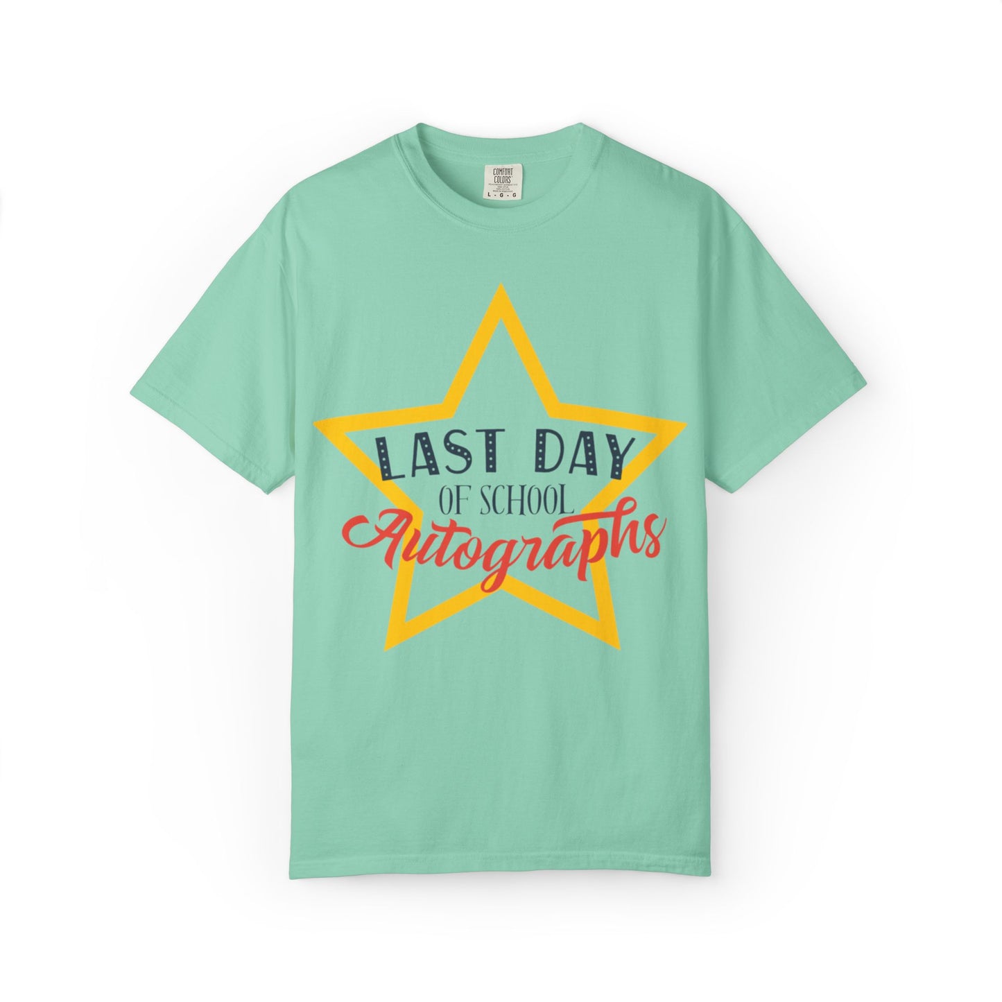 Last Day Of School Autographs Summer Break Goodbye Trendy Tee End-Of-Year Party Vacation Mode Unisex Heavy Cotton T-Shirt
