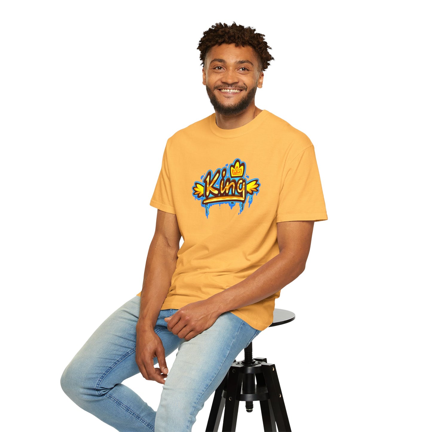 King - Unisex Garment-Dyed T-shirt