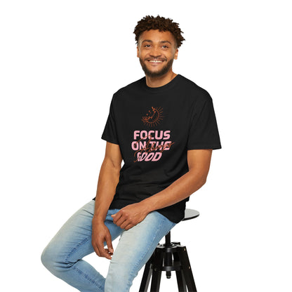 Focus on Good Trendy Tee Travel Addict Exploring Adventurous Tour Lover Tourist Journey Unisex Heavy Cotton T-Shirt