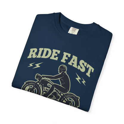 Thriller Ride Fast Caferacer Motorcycle Club Bike Lovers High-speed Adventure Bike Unisex Heavy Cotton T-Shirt