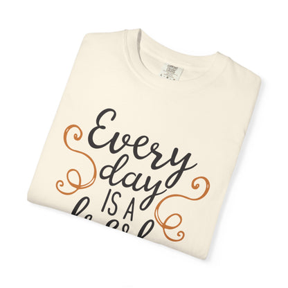Every Day Is A Fresh Day Positivity Optimism Trendy Tee Mindset Gratitude Empathy Unisex Heavy Cotton T-Shirt