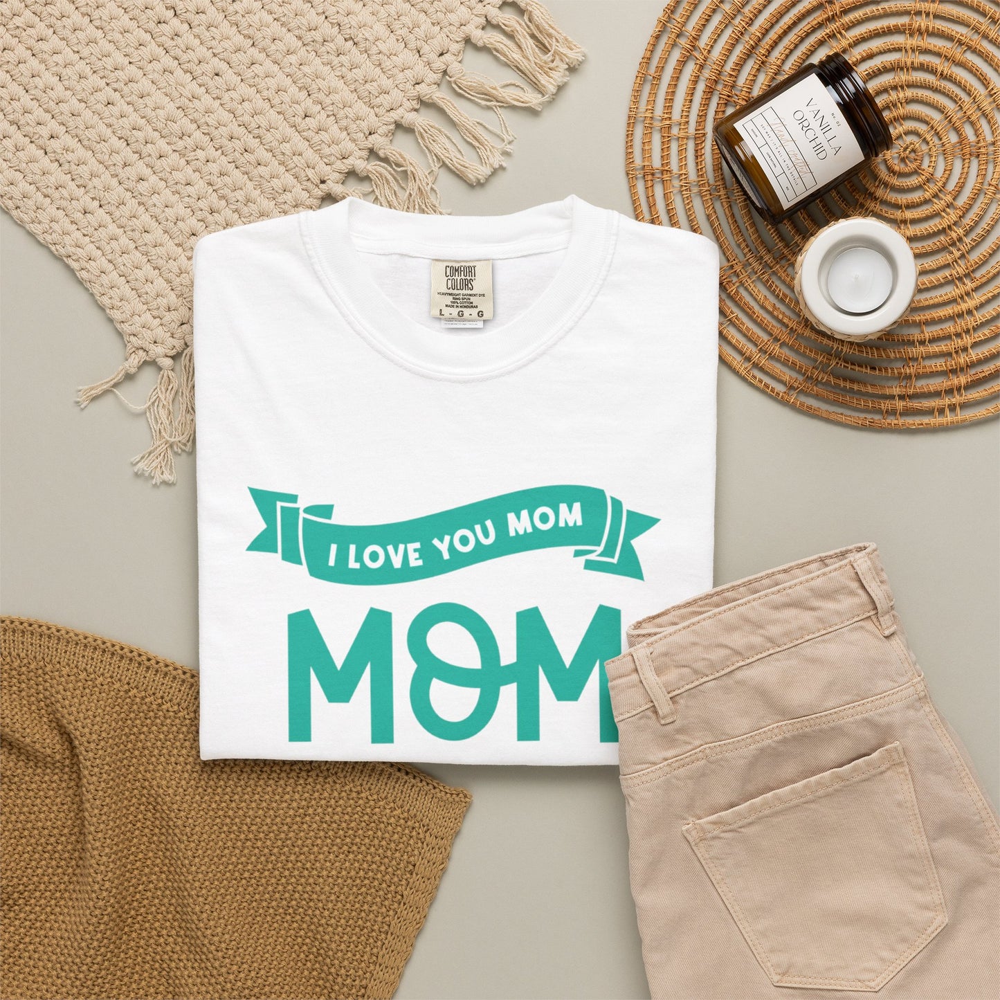 Mom Knows Best Strong Motherhood Heartfelt Guidance Tee Nurturing Knowledge Unisex Heavy Cotton T-Shirt