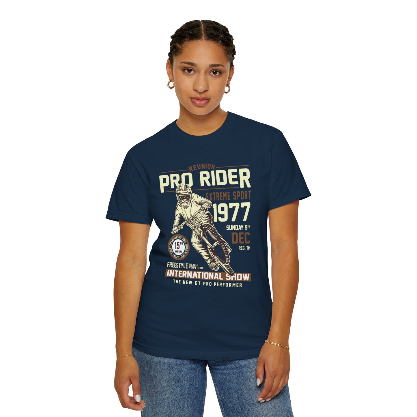 Vintage Reunion Pro Rider Extreme Sport 1977 Free Style Retro Bicycle Two Wheeled Adventure Unisex Heavy Cotton T-Shirt