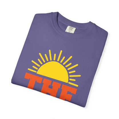 Enjoyable The Beach Is Calling Beach Life Sun Sand Sea Sun Kissed Sea Breeze Beach Sun Glasses Palm Trees Unisex Heavy Cotton T-Shirt