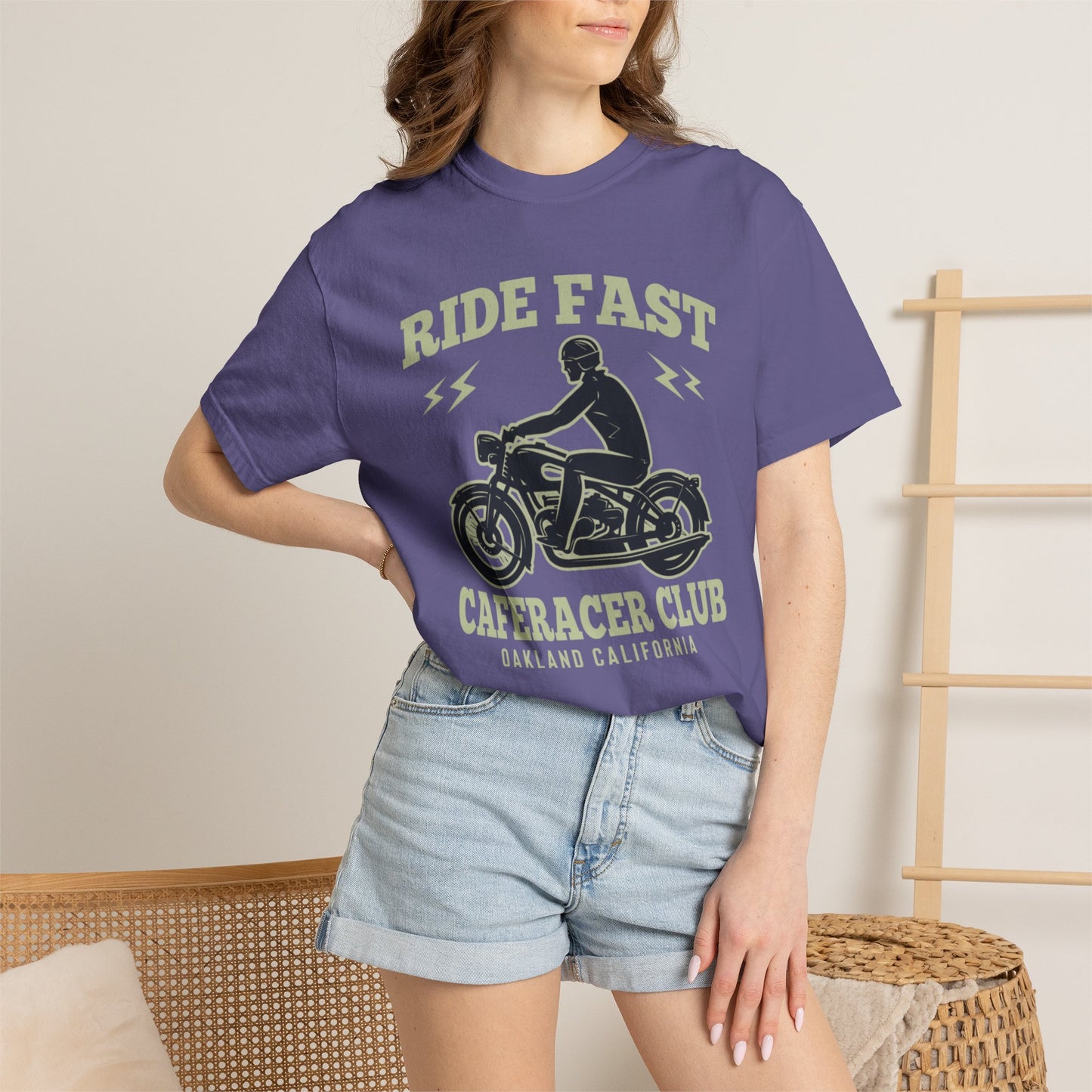 Thriller Ride Fast Caferacer Motorcycle Club Bike Lovers High-speed Adventure Bike Unisex Heavy Cotton T-Shirt