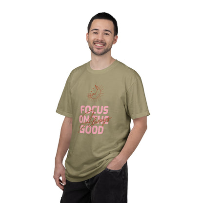 Focus on Good Trendy Tee Travel Addict Exploring Adventurous Tour Lover Tourist Journey Unisex Heavy Cotton T-Shirt