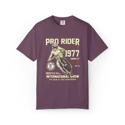 Vintage Reunion Pro Rider Extreme Sport 1977 Free Style Retro Bicycle Two Wheeled Adventure Unisex Heavy Cotton T-Shirt
